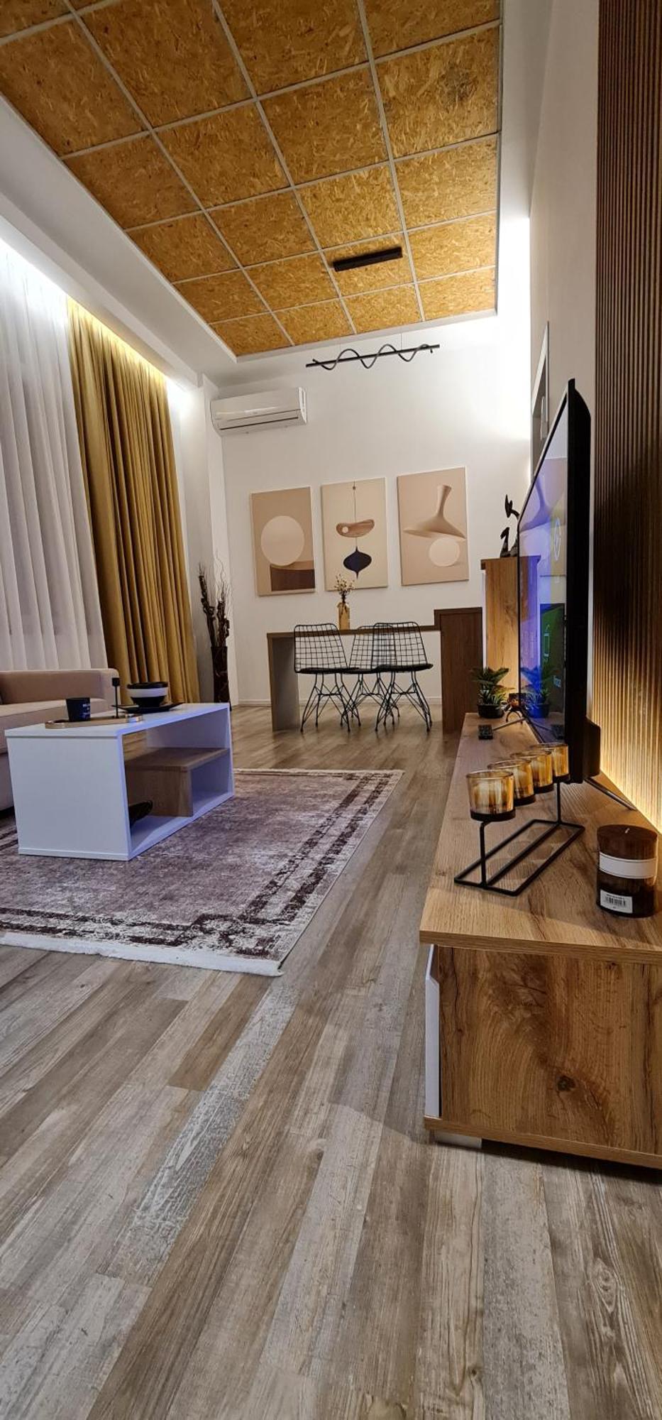 Luxury Apartment Tirana Esterno foto